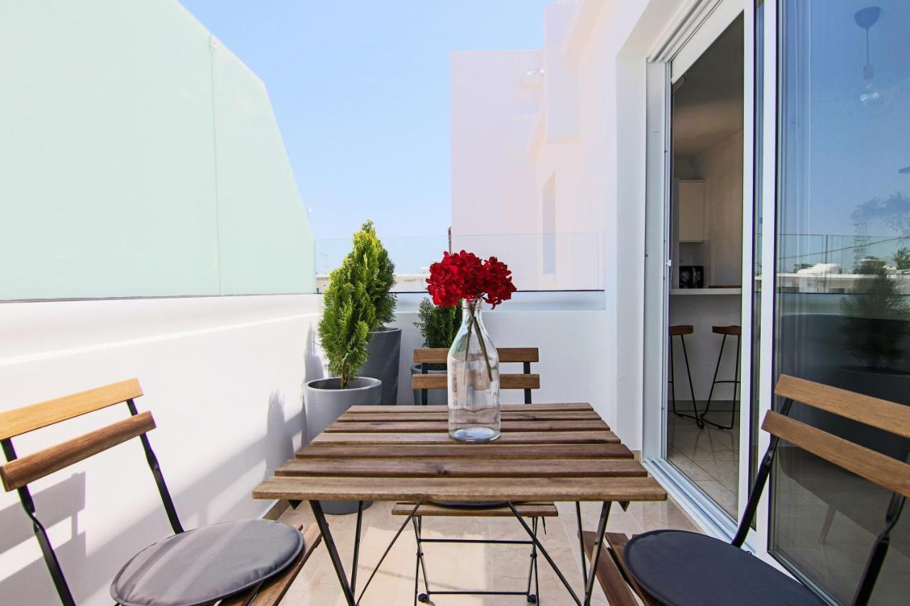 파포스 Phaedrus Living: Seaside Luxury Flat Lighthouse 62 아파트 외부 사진