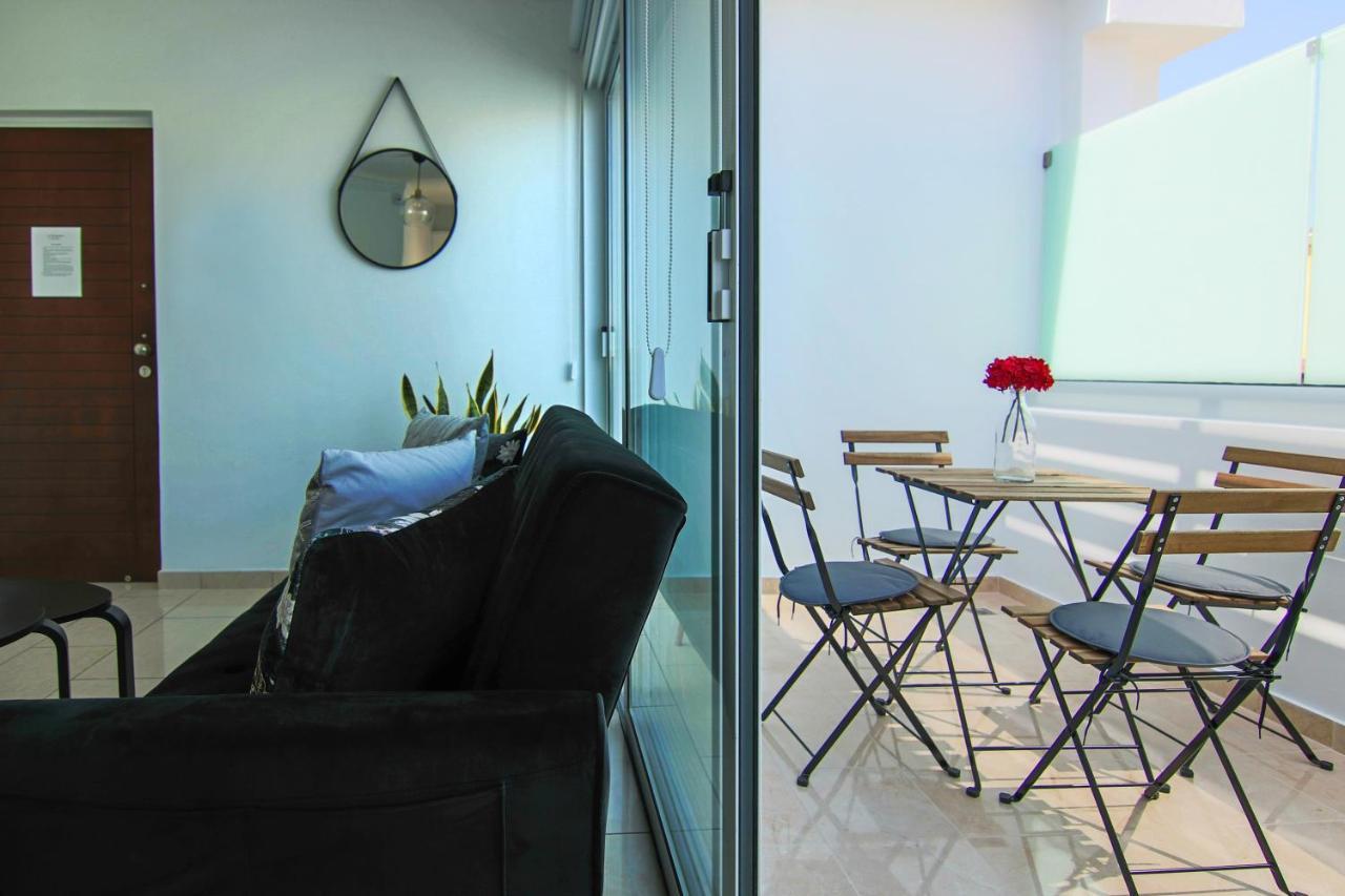 파포스 Phaedrus Living: Seaside Luxury Flat Lighthouse 62 아파트 외부 사진