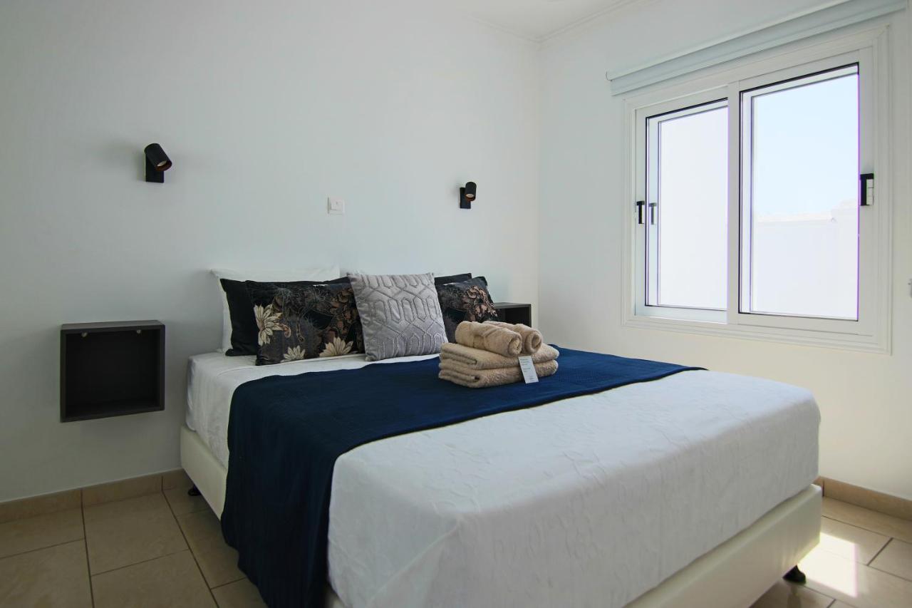 파포스 Phaedrus Living: Seaside Luxury Flat Lighthouse 62 아파트 외부 사진