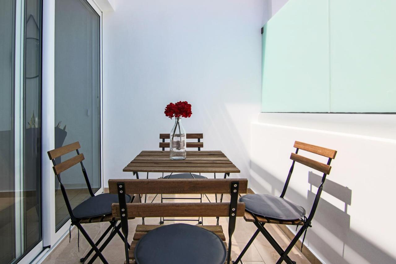 파포스 Phaedrus Living: Seaside Luxury Flat Lighthouse 62 아파트 외부 사진